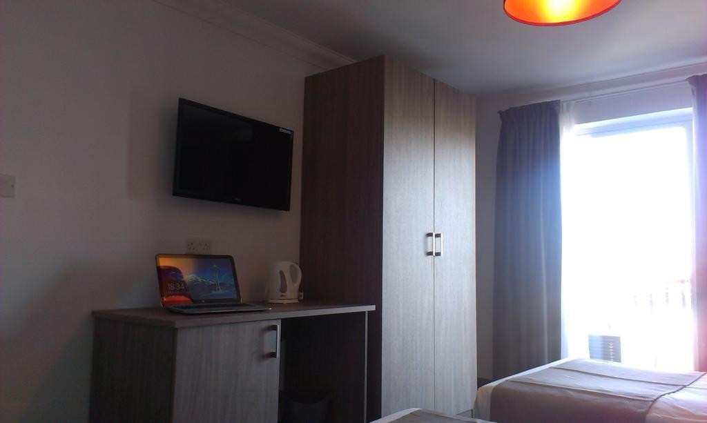Spinola 3* St. Julian's